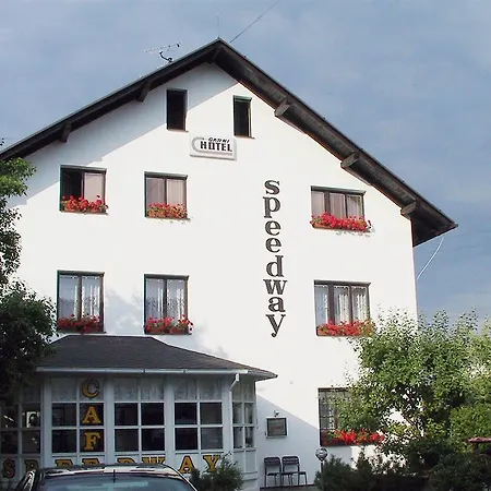 Speedway Hotel 3*